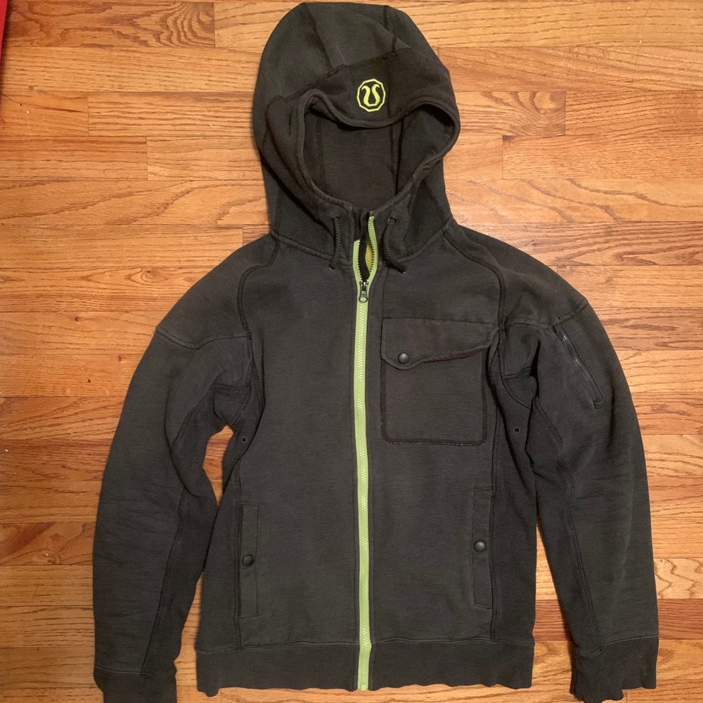 Super Warm Lululemon Zip up Hoodie small Gray cool